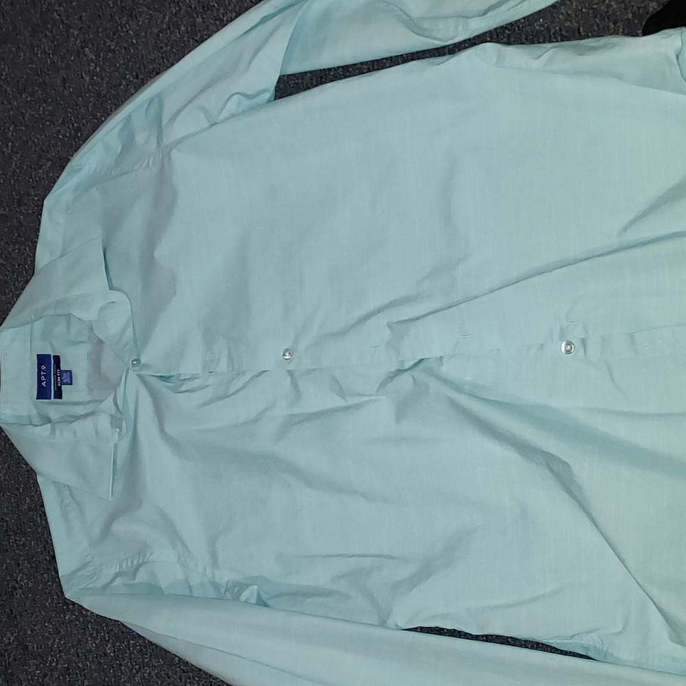 Apt 9 button down shirt . Turquoise.